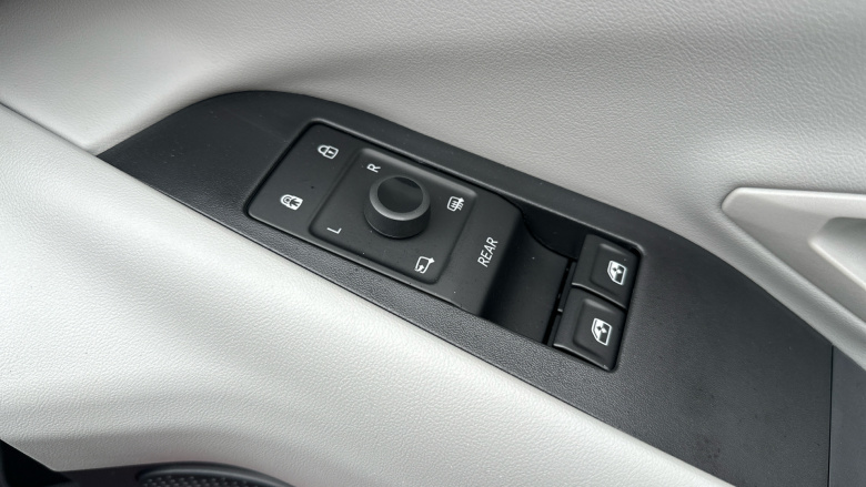 Ford Capri 210kW Select 77kWh 5dr Auto Electric Estate